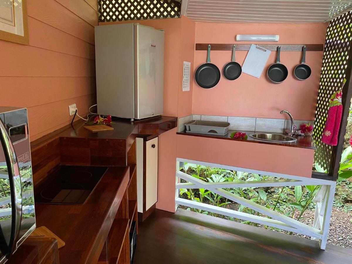 Bora Bora Holiday'S Lodge Buitenkant foto