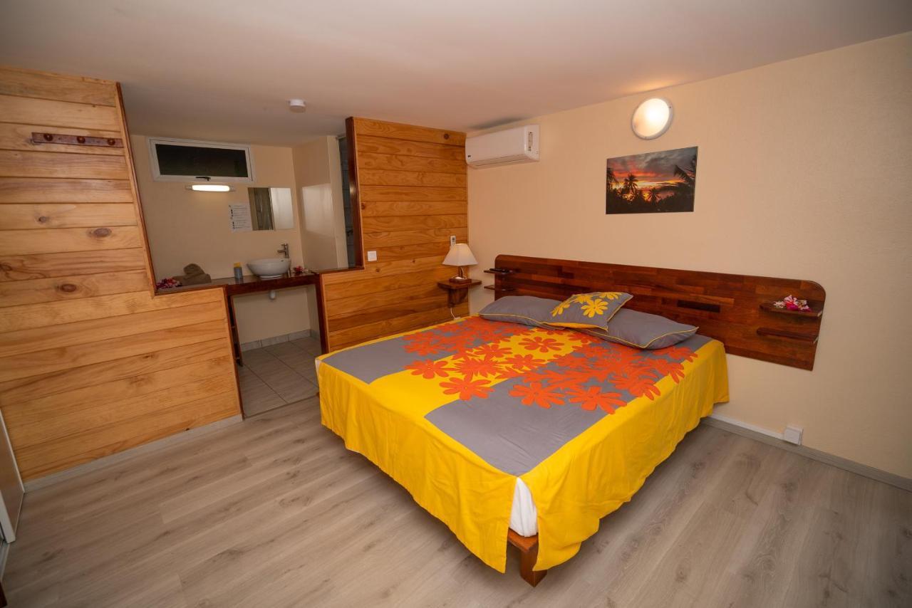 Bora Bora Holiday'S Lodge Buitenkant foto
