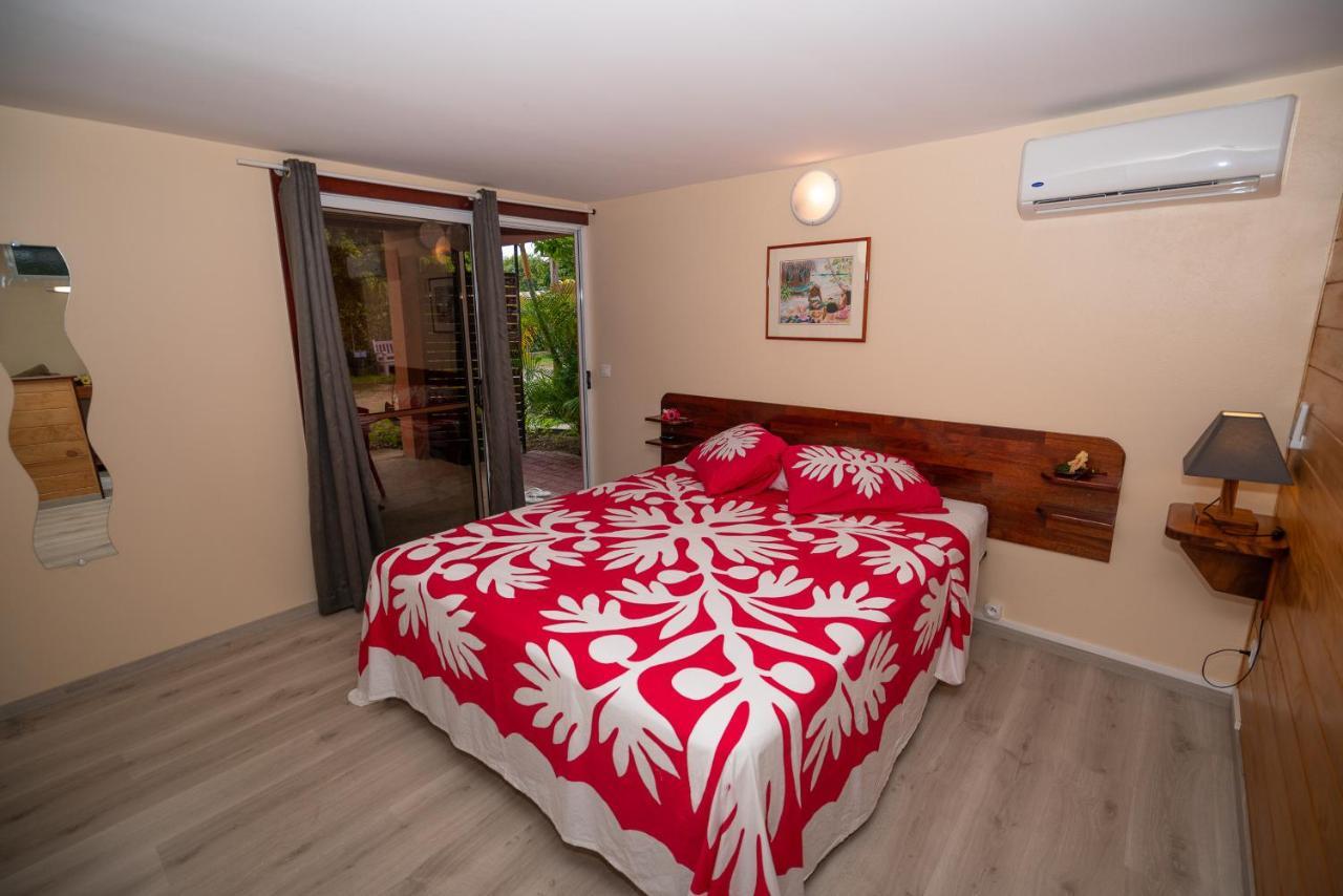 Bora Bora Holiday'S Lodge Buitenkant foto