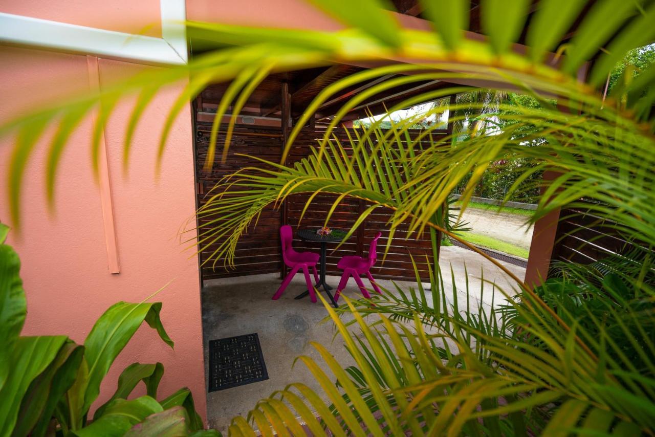 Bora Bora Holiday'S Lodge Buitenkant foto